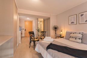 City Haven Studio Apartment for Two in Nunoa